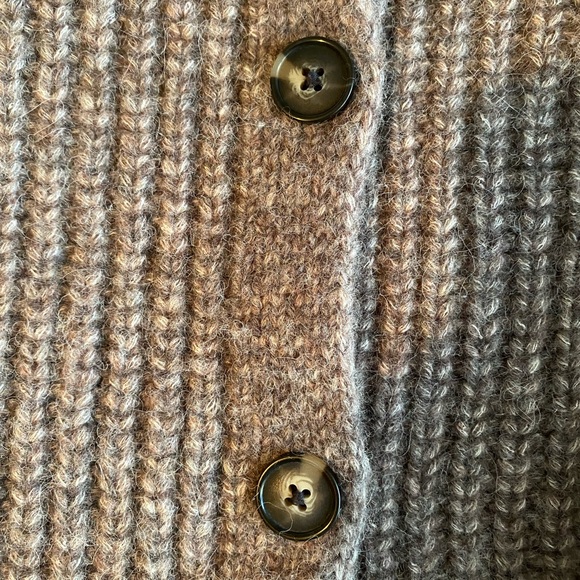 NWT Everlane Fisherman Cardigan in Cloud Size M - Picture 6 of 8